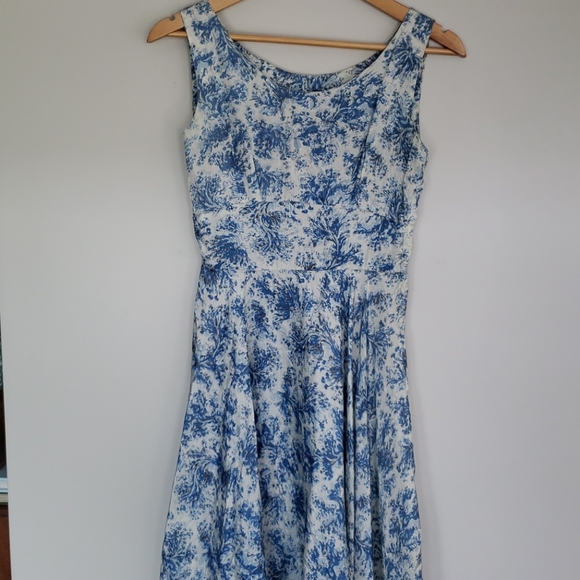 Vintage Floral Satin Cocktail Swing Dress - Picture 2 of 4